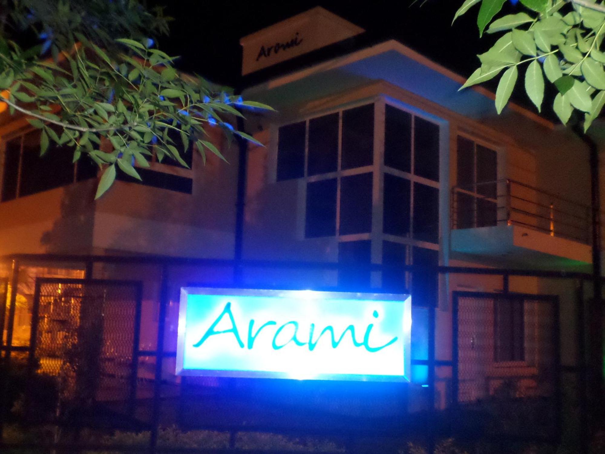 Complejo Arami Apart Colón Exterior foto